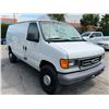 Image 2 : FORD  E250 2006 T-DONATION