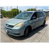 Image 1 : TOYT SIENNA 2004 T-DONATION