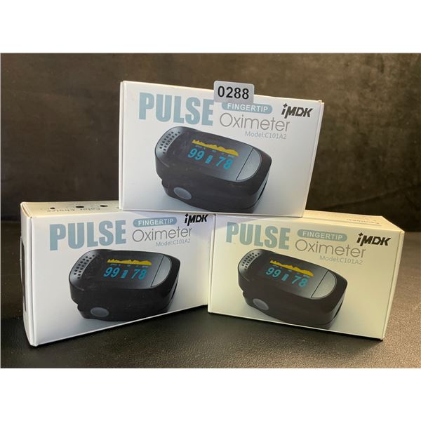 Lot of 3 IMDK Fingertip Pulse Oximeters (Model: C101A2) Measures Blood Oxygen/Pulse Rate - New