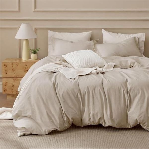 Bedsure GentleSoft Tech 3PC King Size Duvet Cover Set (104" x 90") For All-Seasons - New