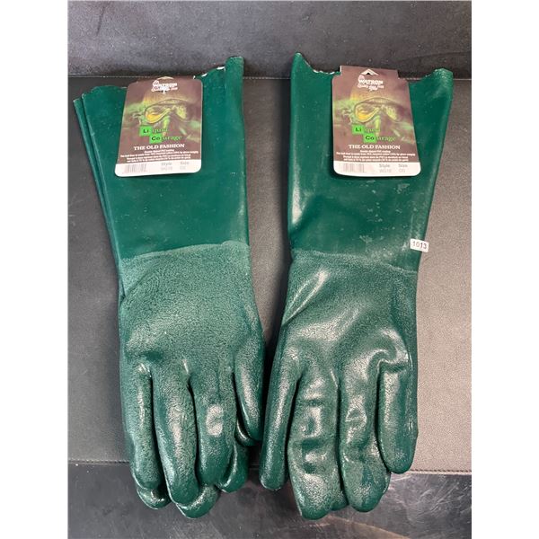 2 Pairs of Watson Gloves 18" Heavy-Duty Double-Dipped PVC Chemical-Resistant Gloves - New