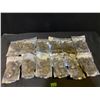Image 2 : 12 bags of decorative rocks