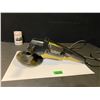 Image 1 : WEN model 943 7-inch corded 2-speed sander/polisher