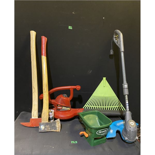 Lot of assorted garden tools