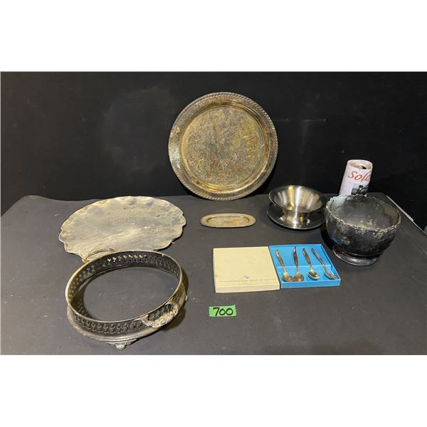Lot of vintage silver plated home décor items