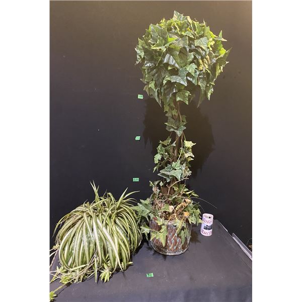 2 Artificial plants