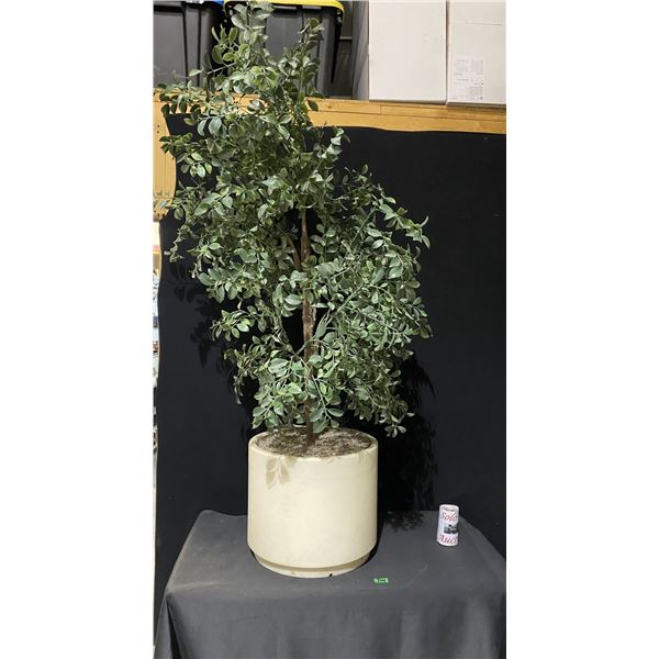 Artificial floor plant