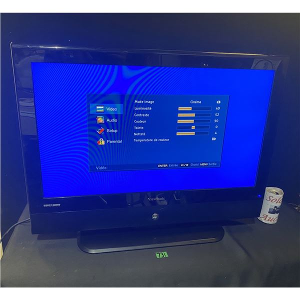 View Sonic flat screen TV 32" - 2007