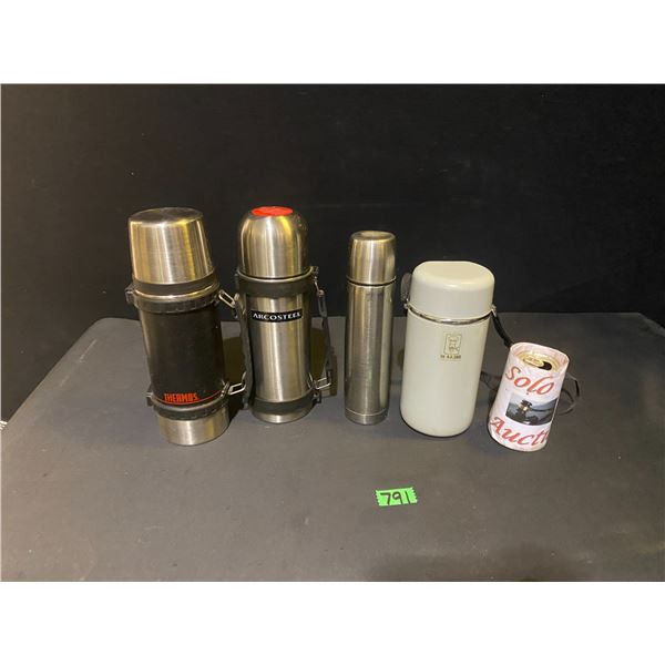 Lot of 4 thermos