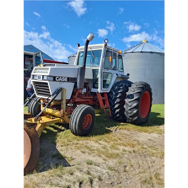 1980 2390 Dual Wheel Tractor ONLY-NO blade included