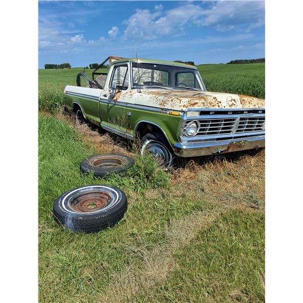 1974 F100 Ford Truck,No Engine under Hood, 2 Engines in Box