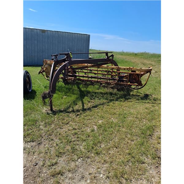 New Holland 10 ft. Side Delivery Rake