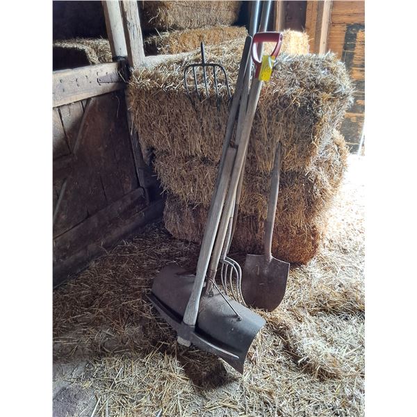  (7) Forks, Pick, Shovels