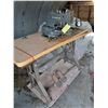 Image 1 : Singer Button Sewing Machine - Model 275 - DOLLY NOT INCLUDED