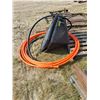 Image 1 : (2) Hoppers and Hose