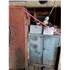 Image 4 : Drawers, Cabinets, Speakers, Manuals, Hydraulic Hose Pieces, Oil Filters