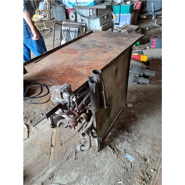 Welding Table, (2) Vise, Misc Steel