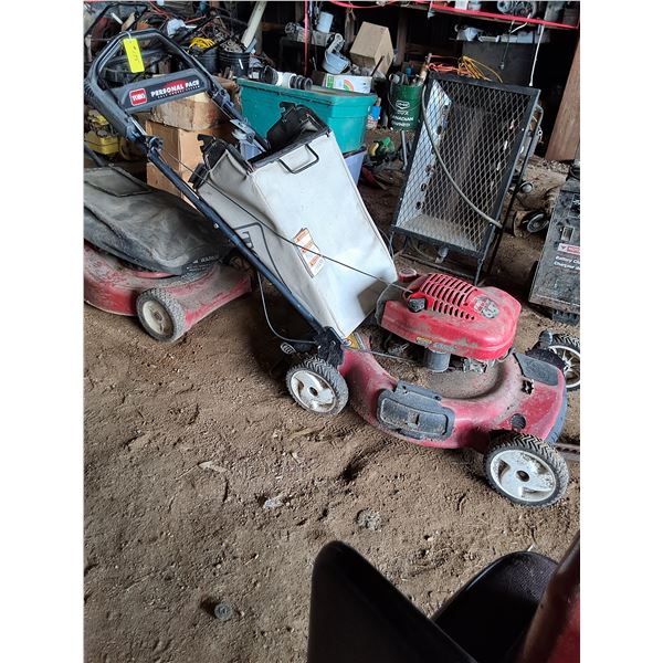 Toro GTS 65hp 22" Rear Drive Gas Lawn Mower with Bag, running