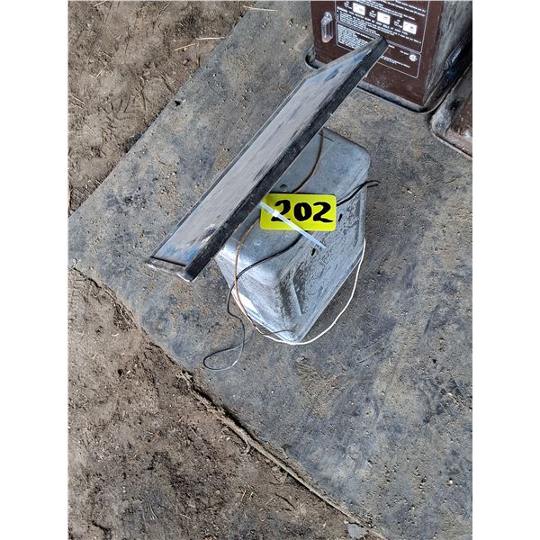 Solar Pak Fencer, Solar Panel