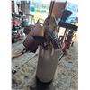 Image 2 : Barrel of Ass't Garden and Outdoor Tools