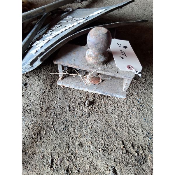 Load Leveler Hitch and Bars, Mud Flaps