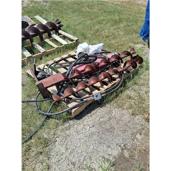 Wheat Heart 7" Hydraulic Drive Bin Sweep, 10 ft. long
