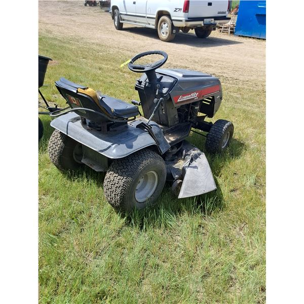 Lawnflite by MTD, Briggs & Stratton Engine 12.5HP, 38" Mower, Shift-On-The-Go