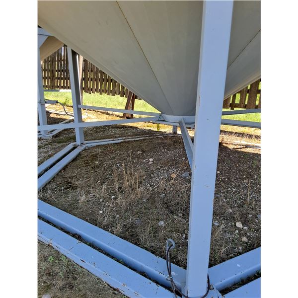 2150 Bushel Westeel Hopper Bin with Steel Skids & Ladder