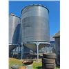 Image 1 : Westeel Hopper Bin with Steel Skids, Ladder- 2150 Bushel