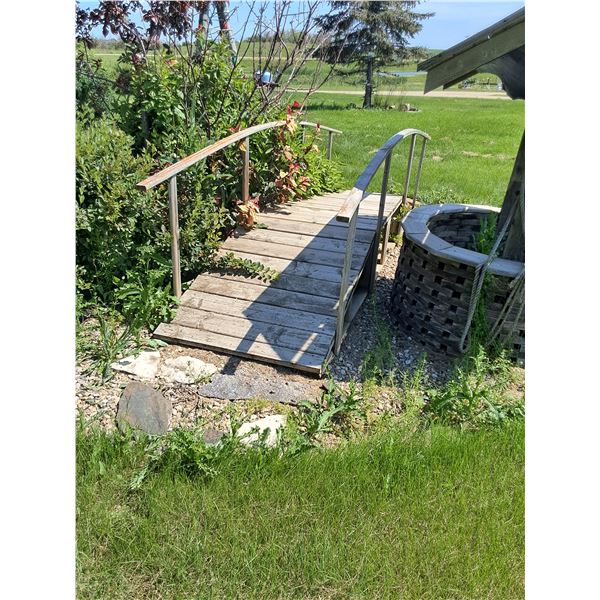 Wooden Bridge - Yard Decor