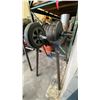 Image 4 : HEAVY DUTY MECHANICAL CABLE WINCH ON STAND WITH SPOOL OF BRAIDED CABLE