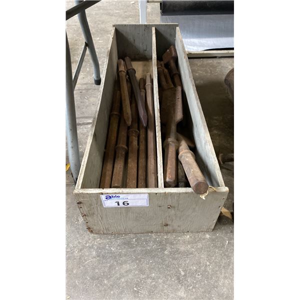 BOX OF ASSORTED DEMOLITION/CHISEL BITS