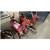 Image 1 : PAIR OF PRINCE 3000PSI HYDRAULIC HAND OPERATED PUMPS