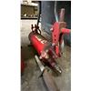 Image 4 : PAIR OF PRINCE 3000PSI HYDRAULIC HAND OPERATED PUMPS