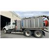 Image 15 : 2006 INTERNATIONAL 7600, 2DR VAC TRUCK, WHITE, VIN 1HTWGAZR56J324631,