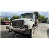 Image 1 : 2006 INTERNATIONAL 7600, 2DR VAC TRUCK, WHITE, VIN 1HTWGAZR56J324631,