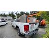 Image 2 : 2011 GMC SIERRA SLE, 4DR CREW CAB PU, WHITE, VIN 1GTR2VE07BZ127124,