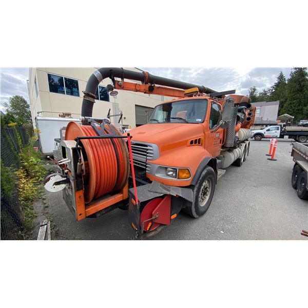 2002 STERLING ACTERRA, 2DR VAC TRUCK, ORANGE, VIN 2FZHANBS32AJ78989,