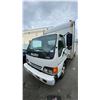 Image 1 : 2000 ISUZU NPR HD, 2DR CUBE VAN, WHITE, VIN JALC4B145Y7017828,