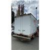 Image 3 : 2000 ISUZU NPR HD, 2DR CUBE VAN, WHITE, VIN JALC4B145Y7017828,