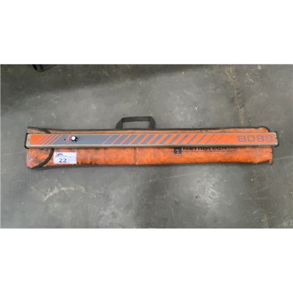 METROTECH 008B FERROMAGNETIC LOCATOR WITH CARRYING CASE
