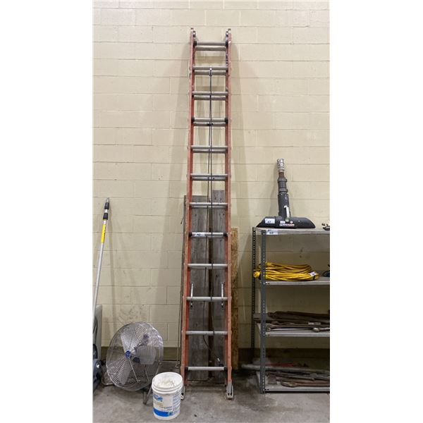 WERNER ORANGE FIBERGLASS & ALUMINUM 24' EXTENSION LADDER