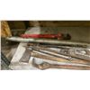Image 4 : GROUP OF ASSORTED LARGE VINTAGE WRENCHES & OTHER TOOLS