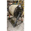 Image 1 : HEAVY DUTY INDUSTRIAL METAL HOSE REEL WITH HOSE