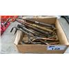 Image 1 : BOX OF ASSORTED WELDING TORCHES