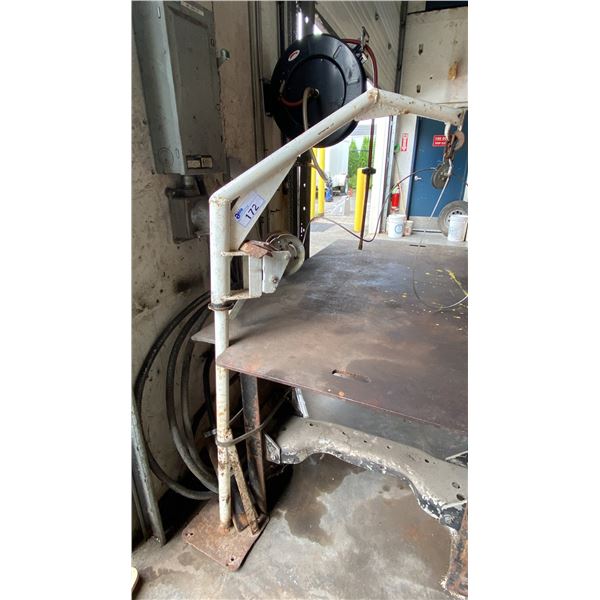WHITE HEAVY DUTY JIB CRANE WITH WINCH & BRAIDED CABLE