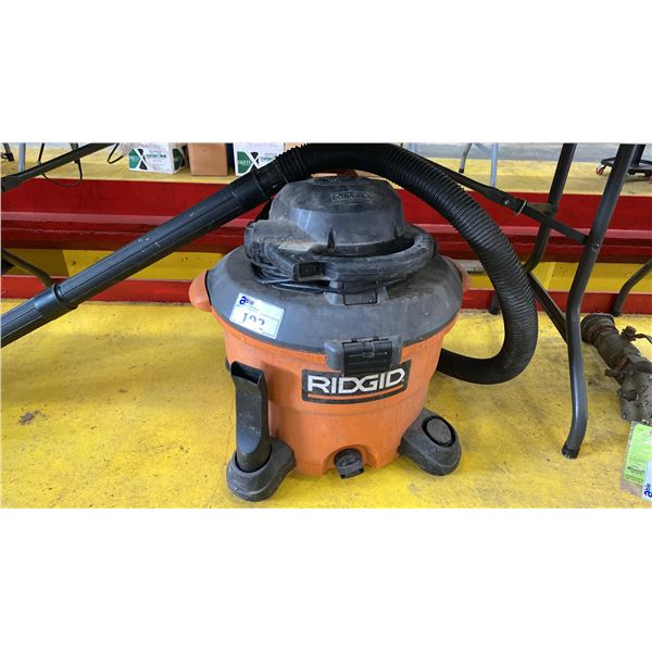 RIDGID WET/DRY 12 GALLON SHOP VAC WITH HOSE & 2 ATTACHMENTS