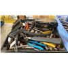Image 5 : LARGE GROUP OF ASSORTED TOOLS