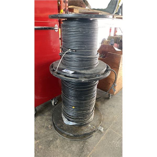 2 LARGE PARTIAL SPOOLS OF HEAVY DUTY ELECTRICAL COPPER WIRING - 12 PIN CONNECTOR