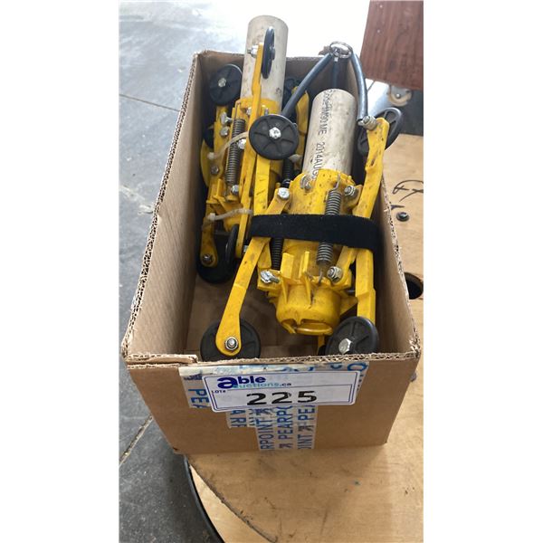 2 ADJUSTABLE PUSH CAMERA SKIDS